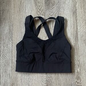 lululemon athletica Midnight Black Sports Bra size 4 back clasp workout running